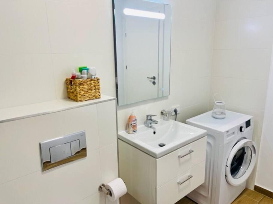 Joy City Stay Vivalia 7B-26 Тимишоара Екстериор снимка